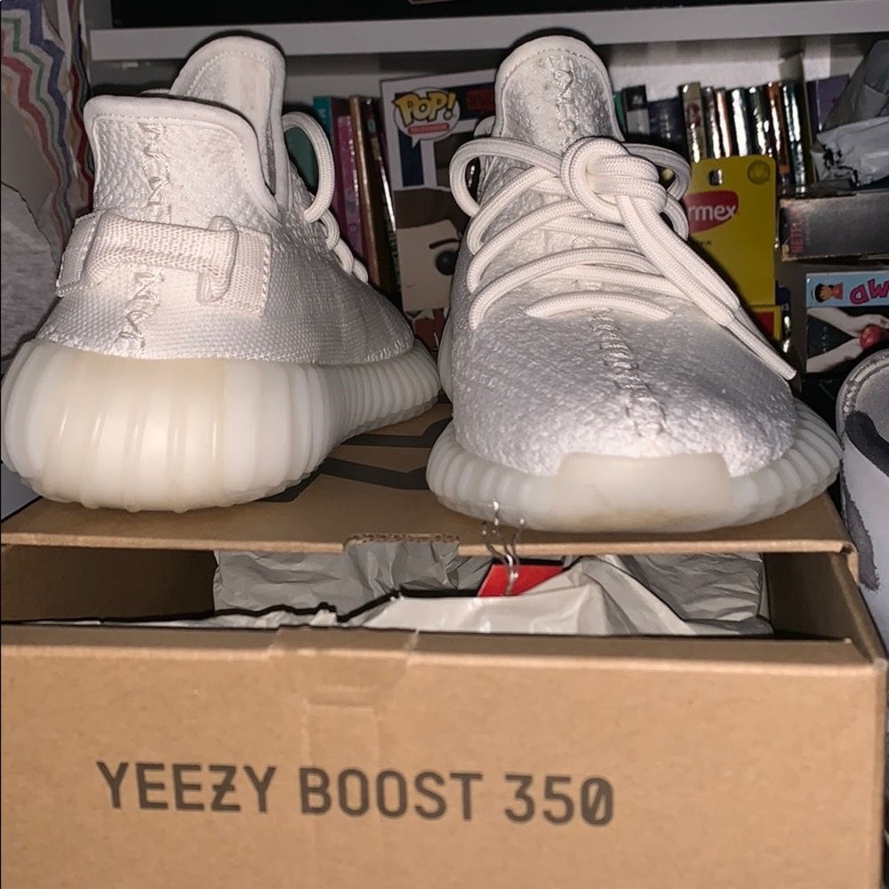 Triple white/ Cream Adidas Yeezy